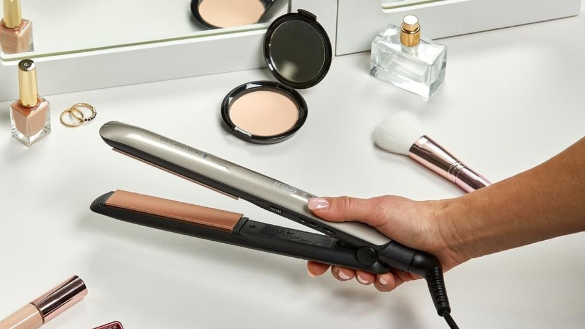 La plancha que protege tu cabello como ninguna ahora cuesta menos de 30€