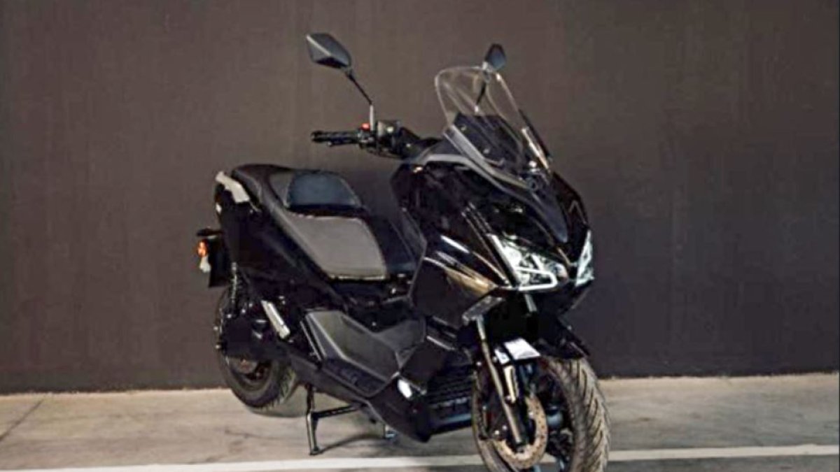 Velca Eon: el primer maxiscooter eléctrico lanzado por una marca española