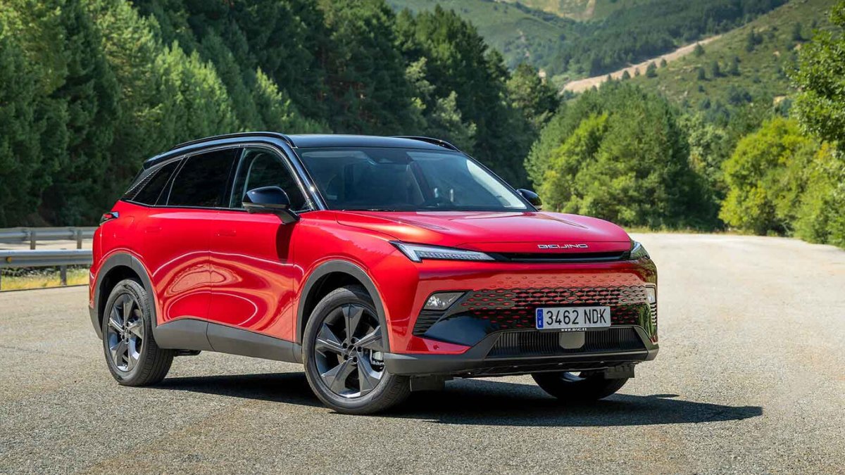 BAIC desembarca en España de la mano del Grupo Invicta con el SUV X55