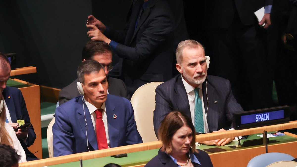 Tensión en Zarzuela: veto de Casa Real al Rey Emérito relacionado con Pedro Sánchez y Franco
