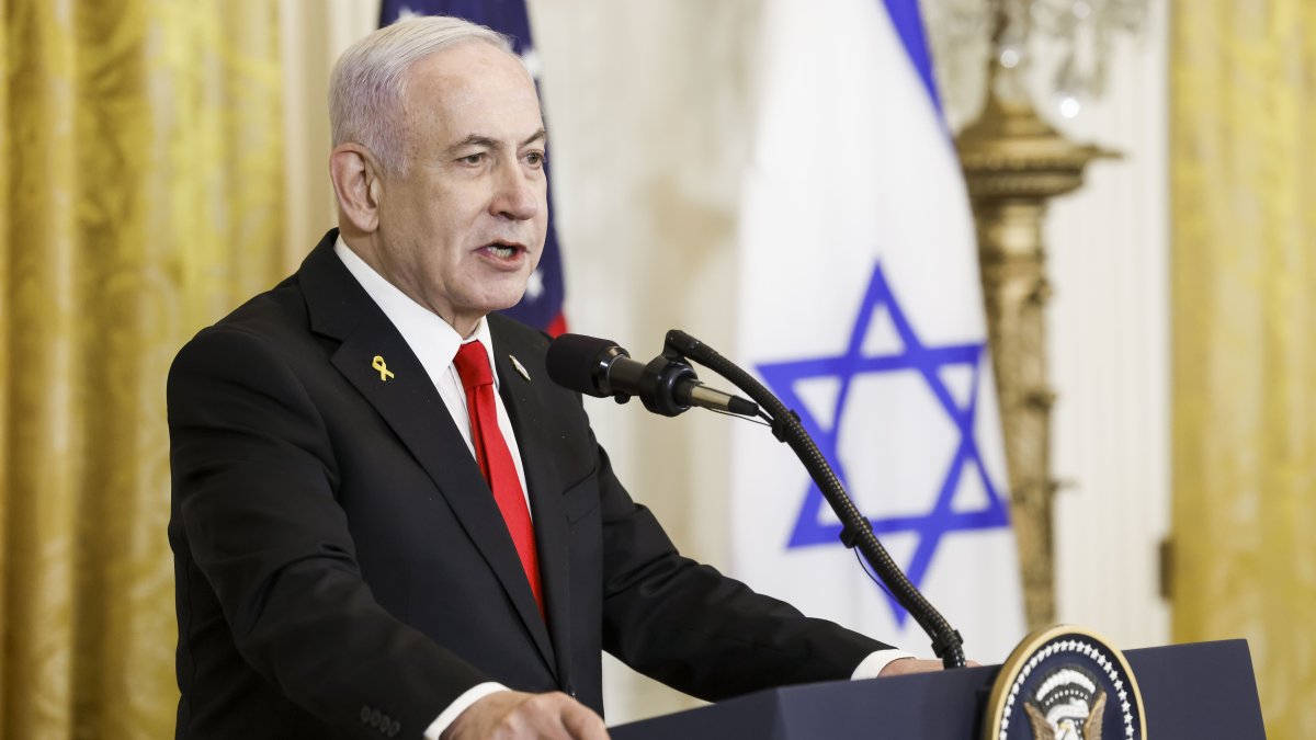 Netanyahu sacude la ONU: un extraño QR, altavoces en Gaza, abucheos y "ni genocidio ni Estado palestino"