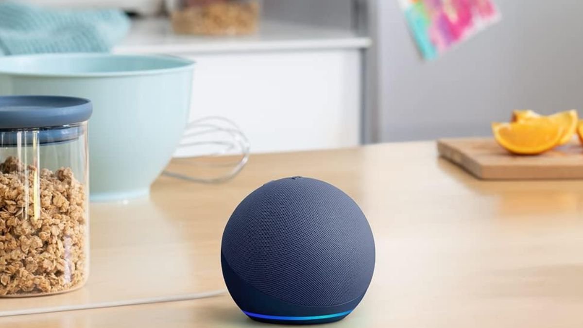El precio del Echo Dot de última generación se hunde a menos de 30€ en Amazon