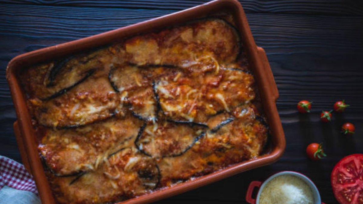 Descubre la lasaña de berenjenas casera: el secreto de la abuela para un sabor inolvidable