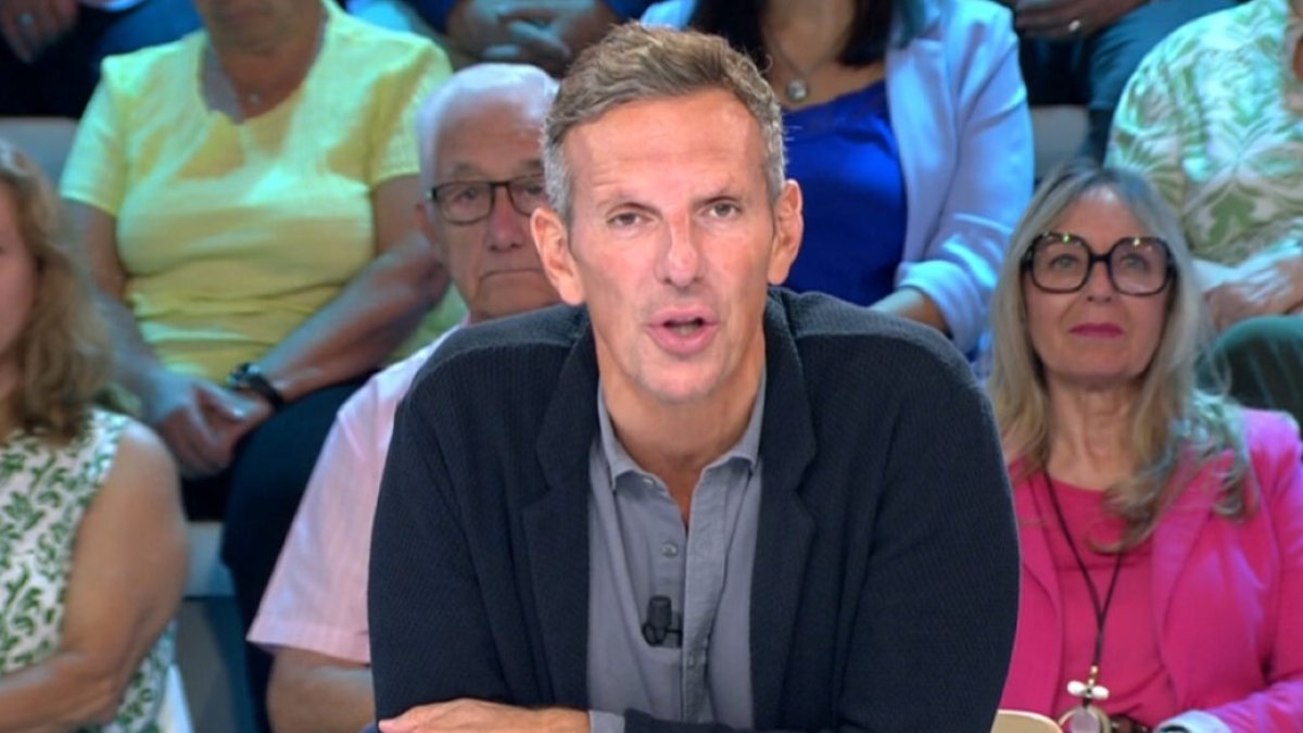 Joaquín Prat estalla contra un 'indepe' que insultaba a una anciana en el metro