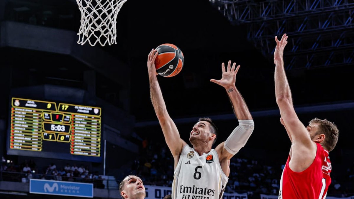 El Real Madrid firma una remontada épica ante Olympiacos y se estrena en casa con victoria