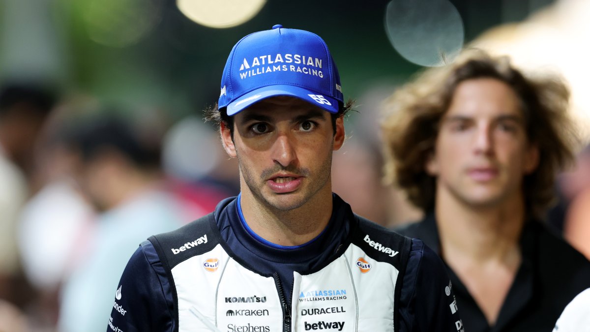 Sainz y Albon, sancionados: saldrán últimos en Singapur