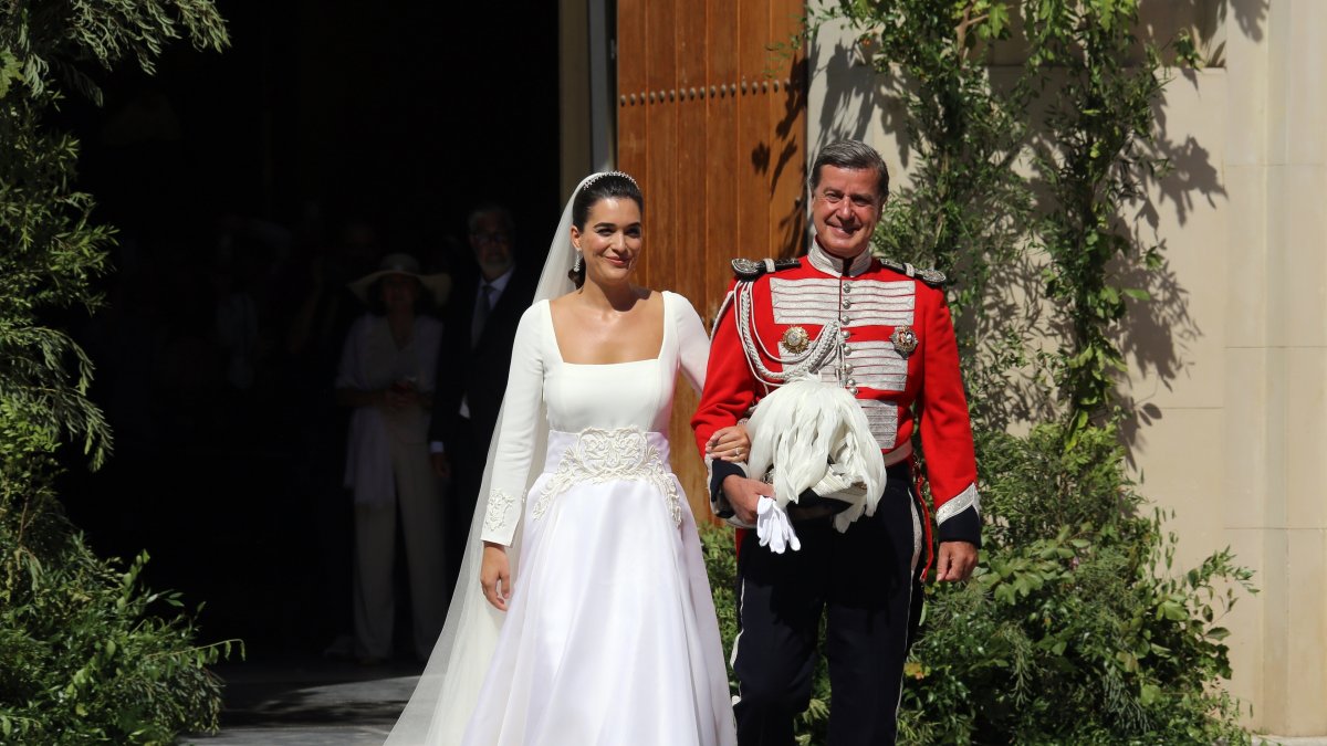 Cayetano Martínez de Irujo explota tras su boda: "Dejadnos en paz"