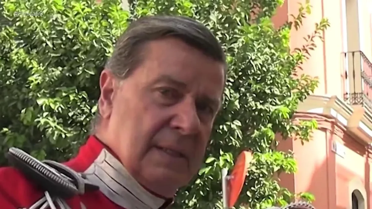 Javier de Hoyos intenta justificar a Cayetano Martínez de Irujo por "desagradable" y descoloca TVE
