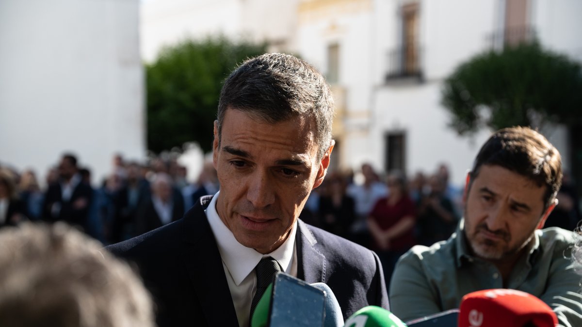 Sánchez, más duro con Israel que con Hamás en su recuerdo de los atentados del 7 de octubre
