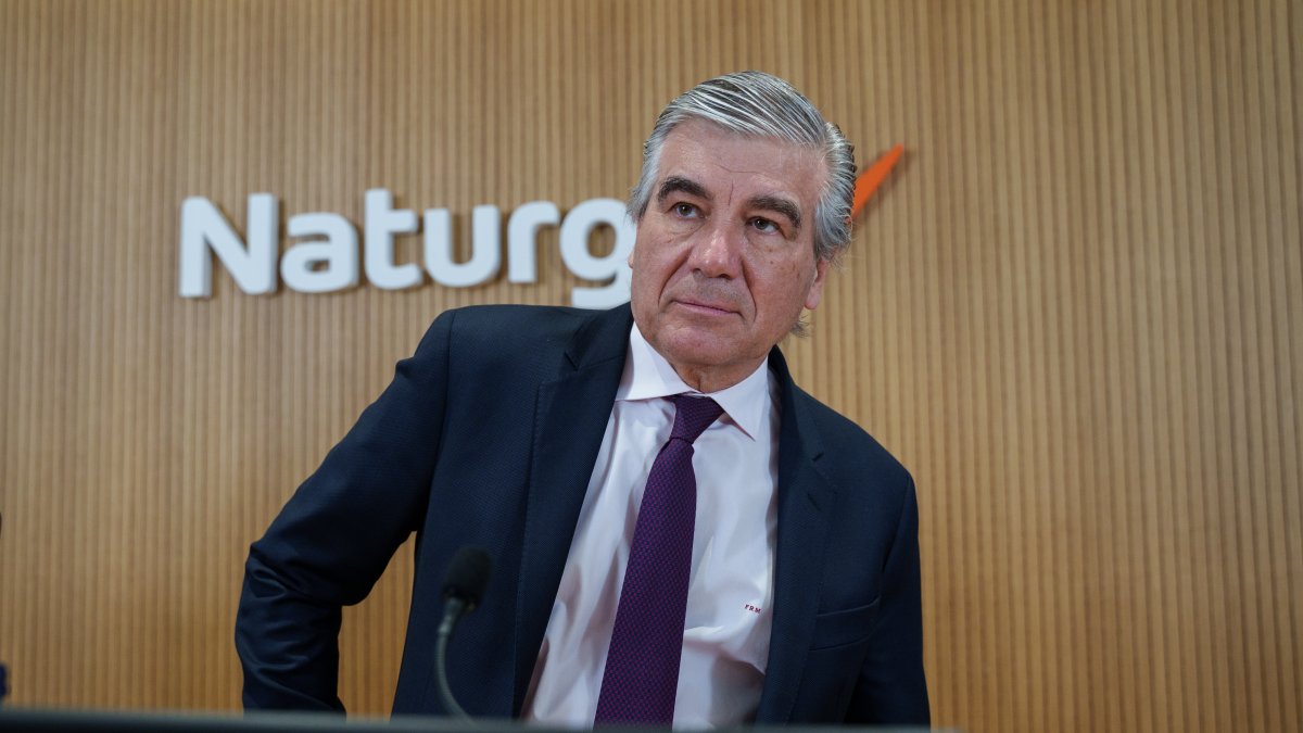 Naturgy vende el 3,5% de su autocartera para elevar su 'free float' al 18,7%