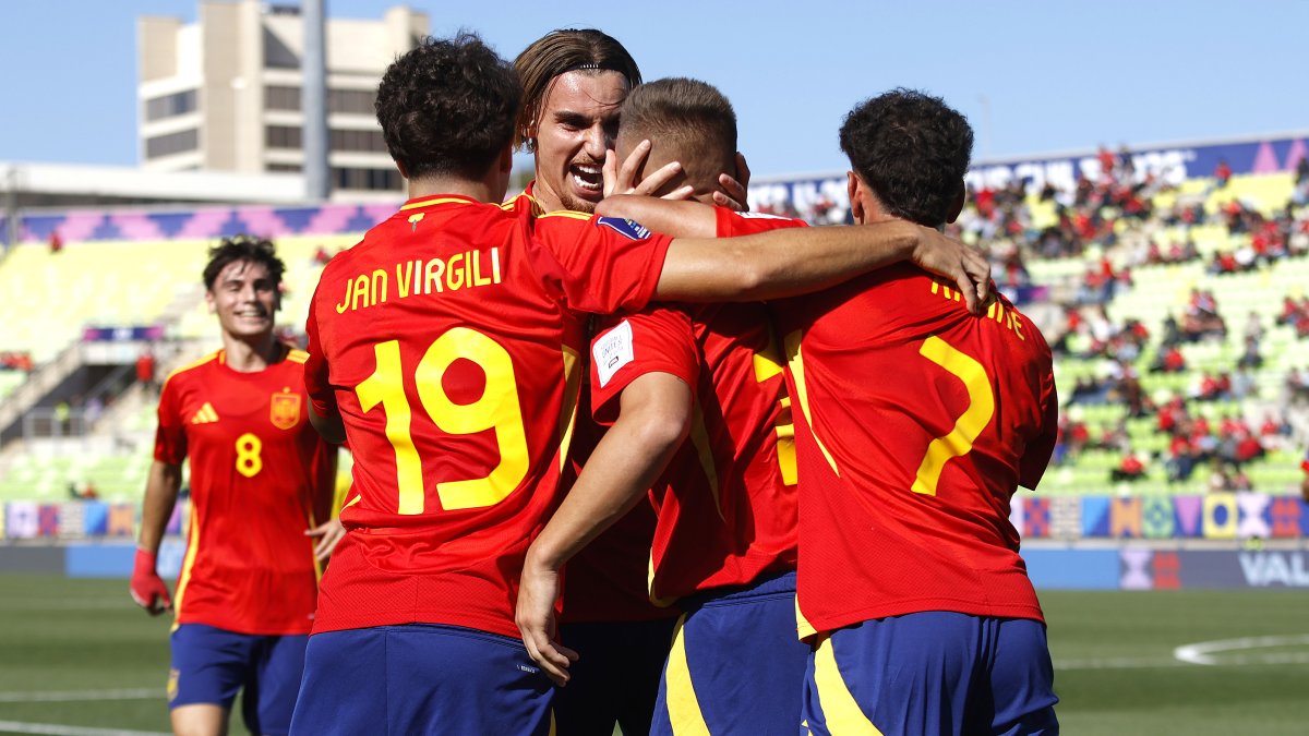 España se mete en cuartos