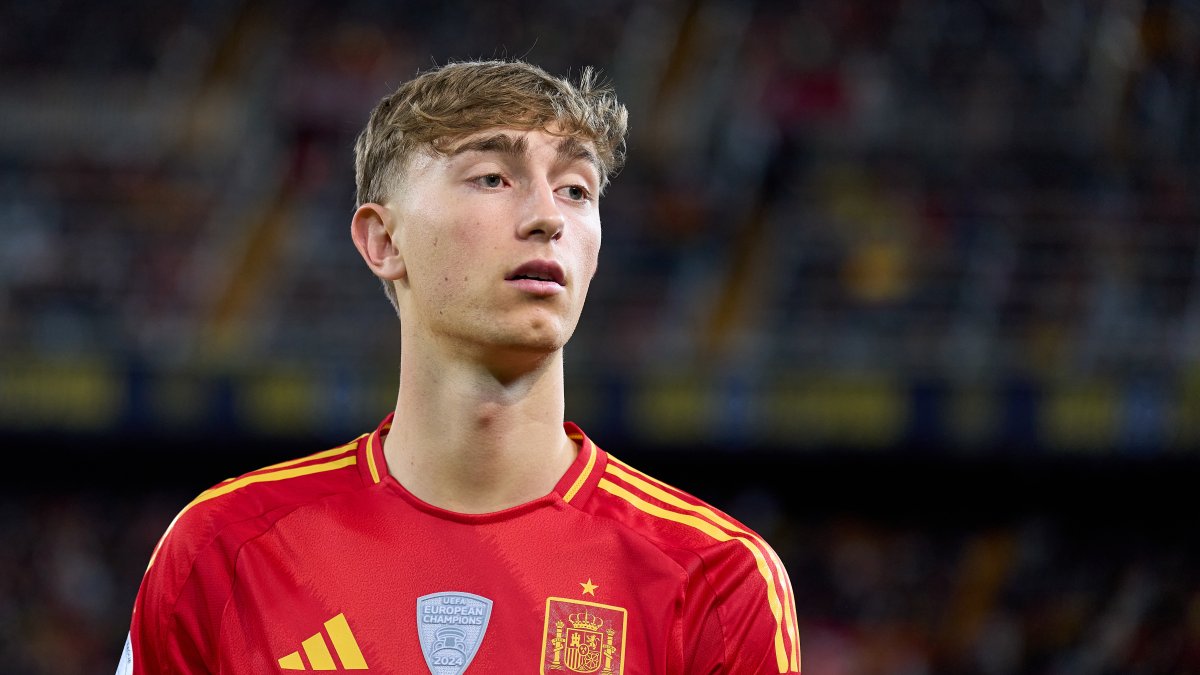 Huijsen abandona la selección por lesión