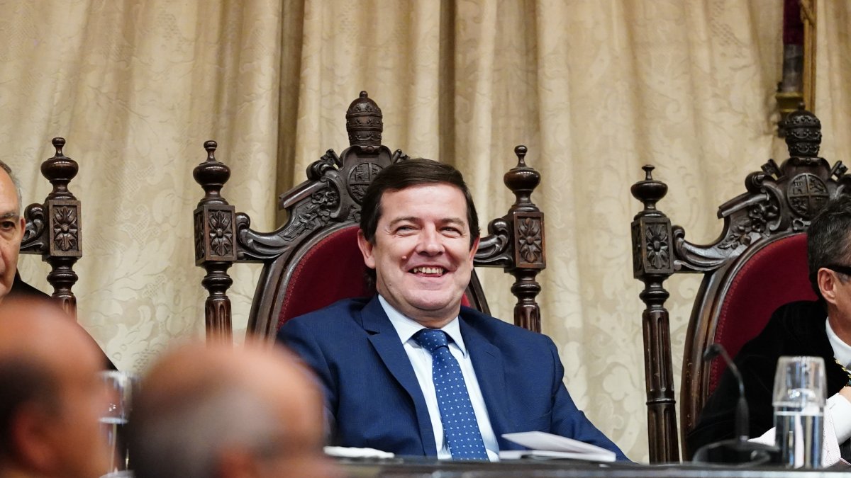 El PSOE presiona con una 'Ley de incendios' mientras la Junta de Castilla y León ya trabaja en nuevas medidas de prevención