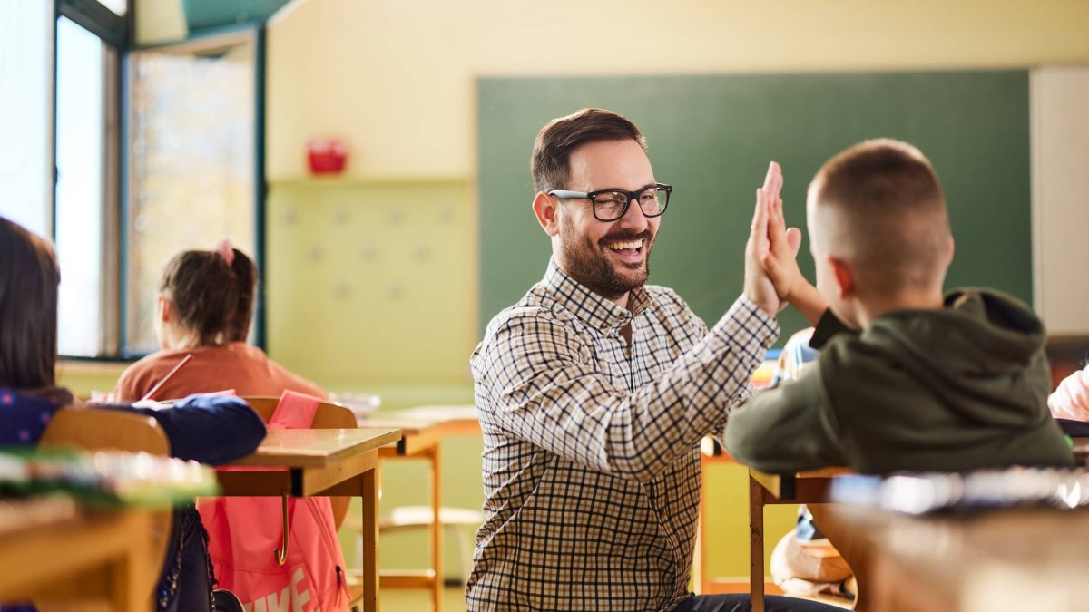 La lección que un profesor de Primaria no planeó dar (y que ha emocionado a miles en redes sociales)
