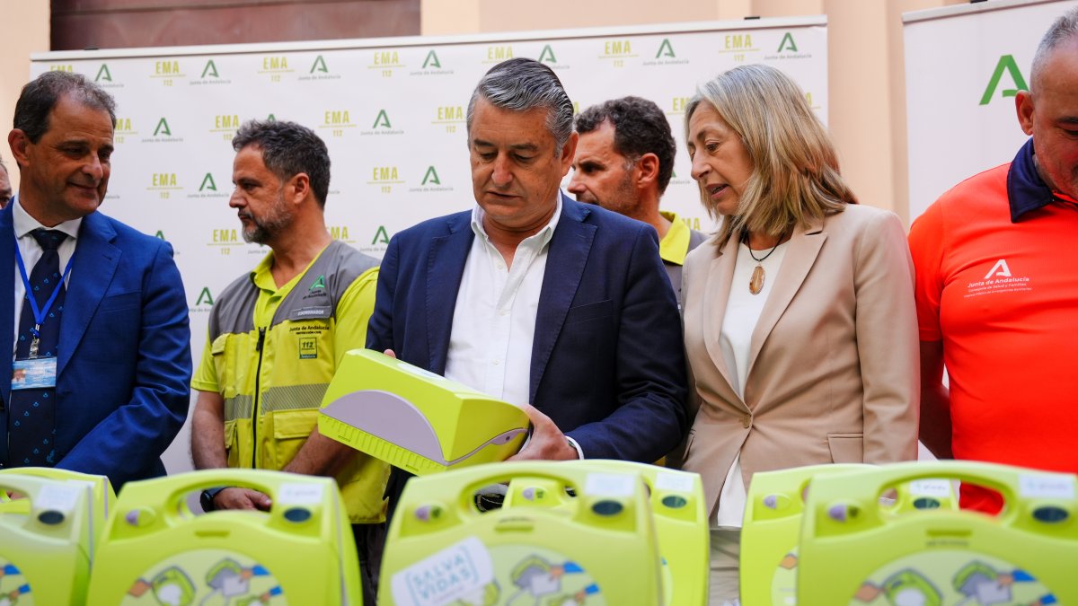 Antonio Sanz toma las riendas de Salud tras la dimisión de la consejera por la crisis del cribado