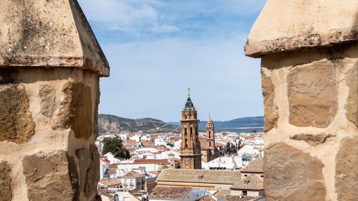 Antequera saca su artillería para ser Capital Española de la Gastronomía 2026: porra, molletes y mantecados