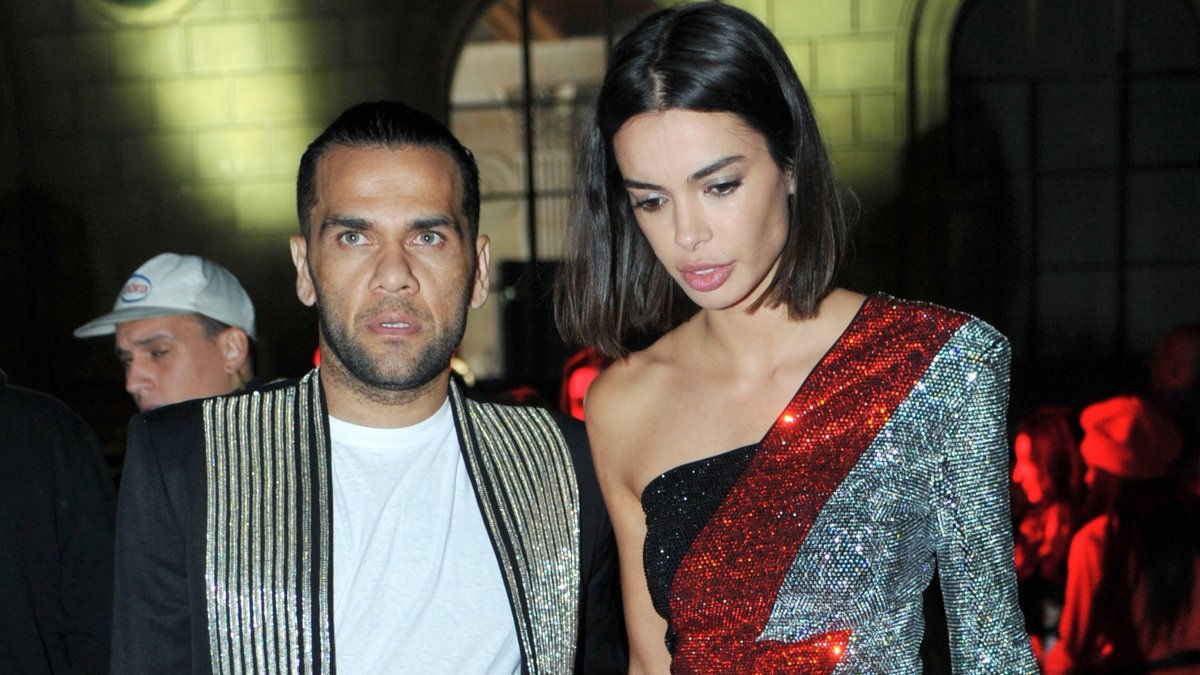 El duro comunicado de Joan Sanz tras dar a luz su hija con Dani Alves