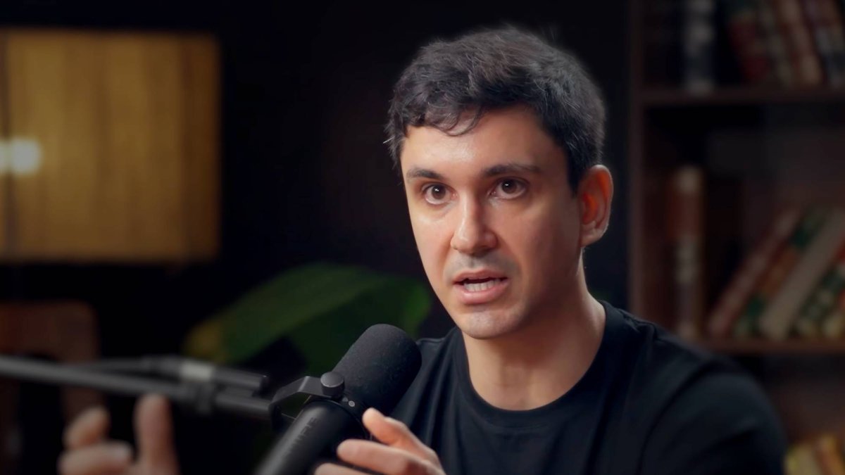 Félix Fuertes, experto en finanzas, desvela cuál es la mejor inversión según tu edad y advierte contra el error más común de los jóvenes inversores