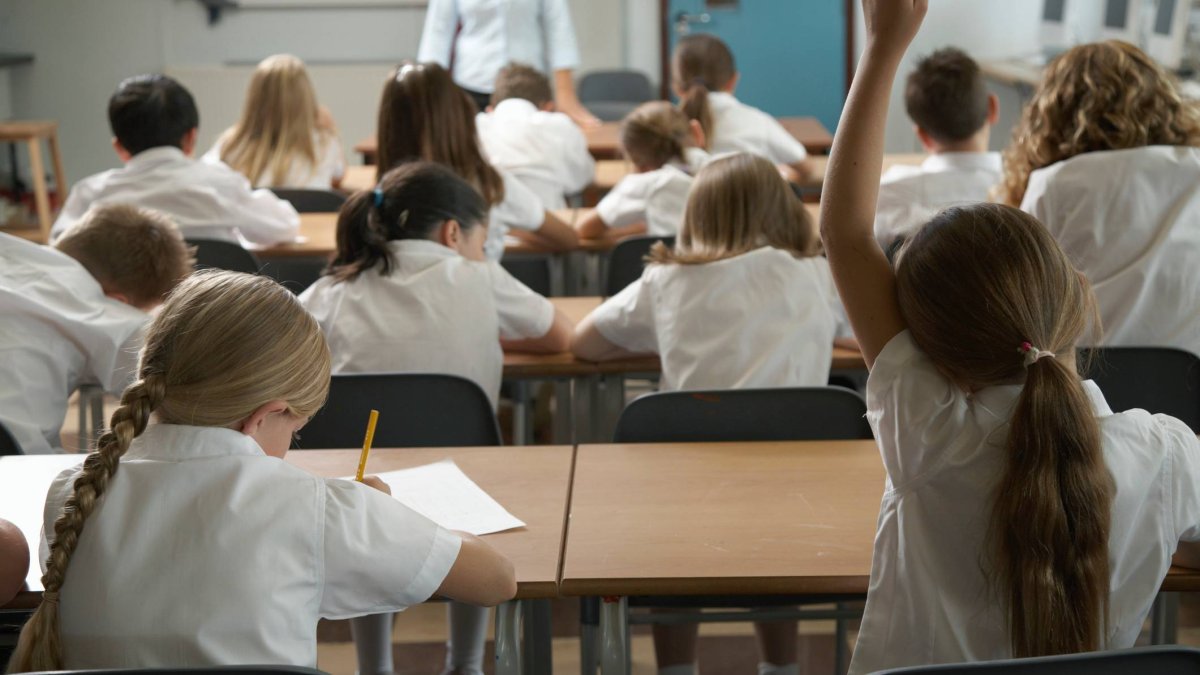 No es que no quiera hablar, es que no puede: una profesora de primaria visibiliza un trastorno infantil que aún se ignora en muchas aulas