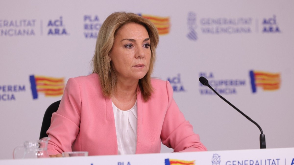 La vicepresidenta primera y consellera de Servicios Sociales, Igualdad y Vivienda y portavoz del Consell, Susana Camarero