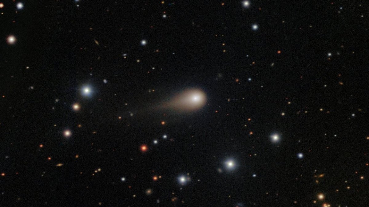 Cola creciente del cometa interestelar 3I/ATLAS

REMITIDA / HANDOUT