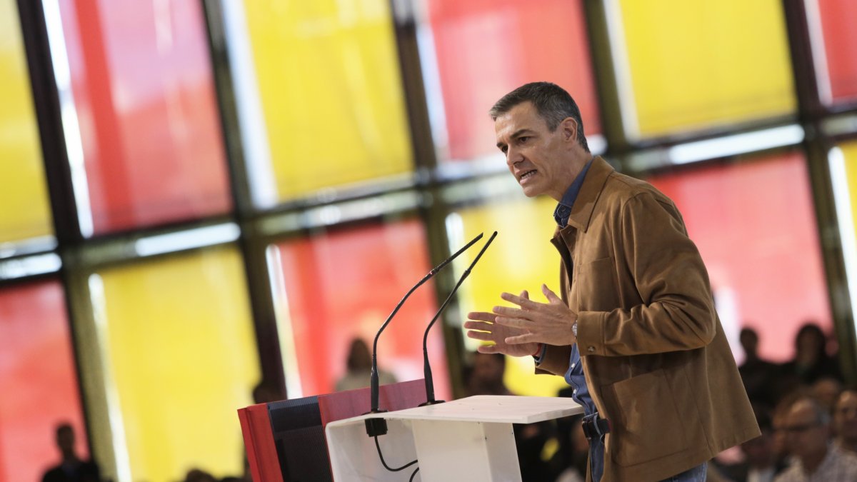 El presidente del Gobierno, Pedro Sánchez, durante un mitin en León