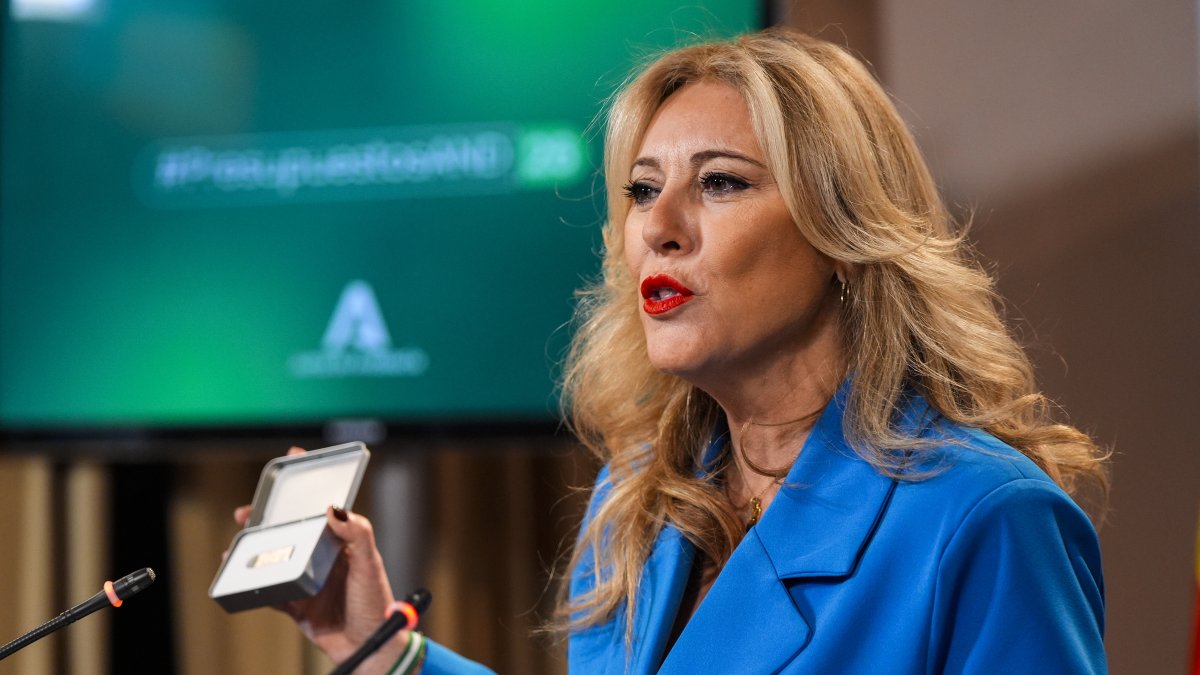La consejera de Economía, Hacienda, Fondos Europeos y Diálogo Social de la Junta de Andalucía y portavoz del Gobierno, Carolina España.