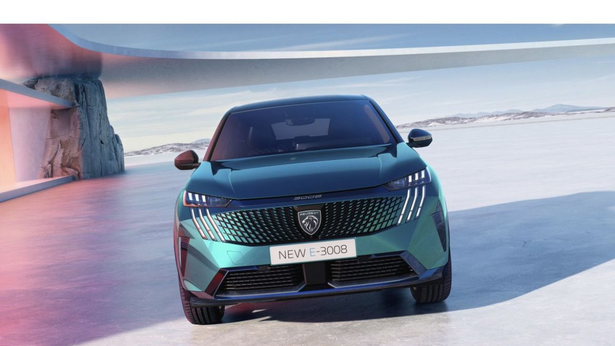 Peugeot e3008