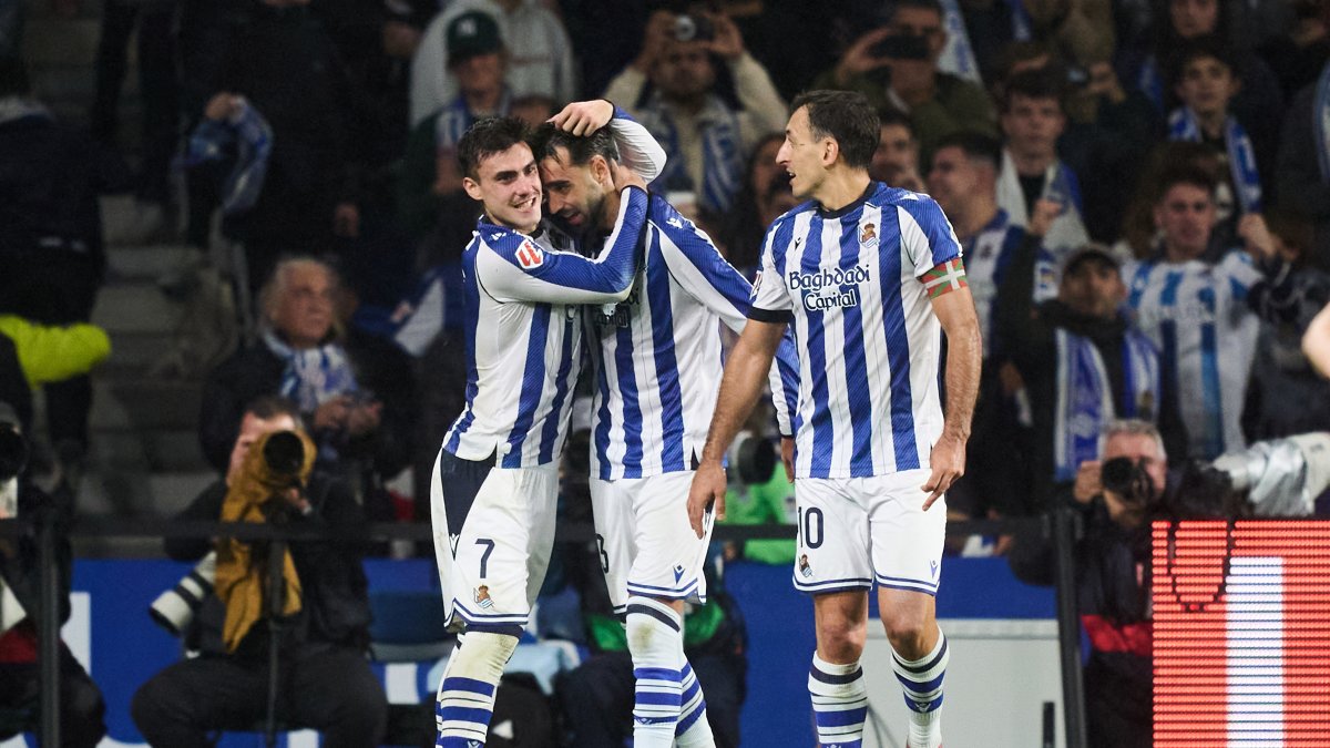 La Real Sociedad revive en el derbi vasco contra el Athletic