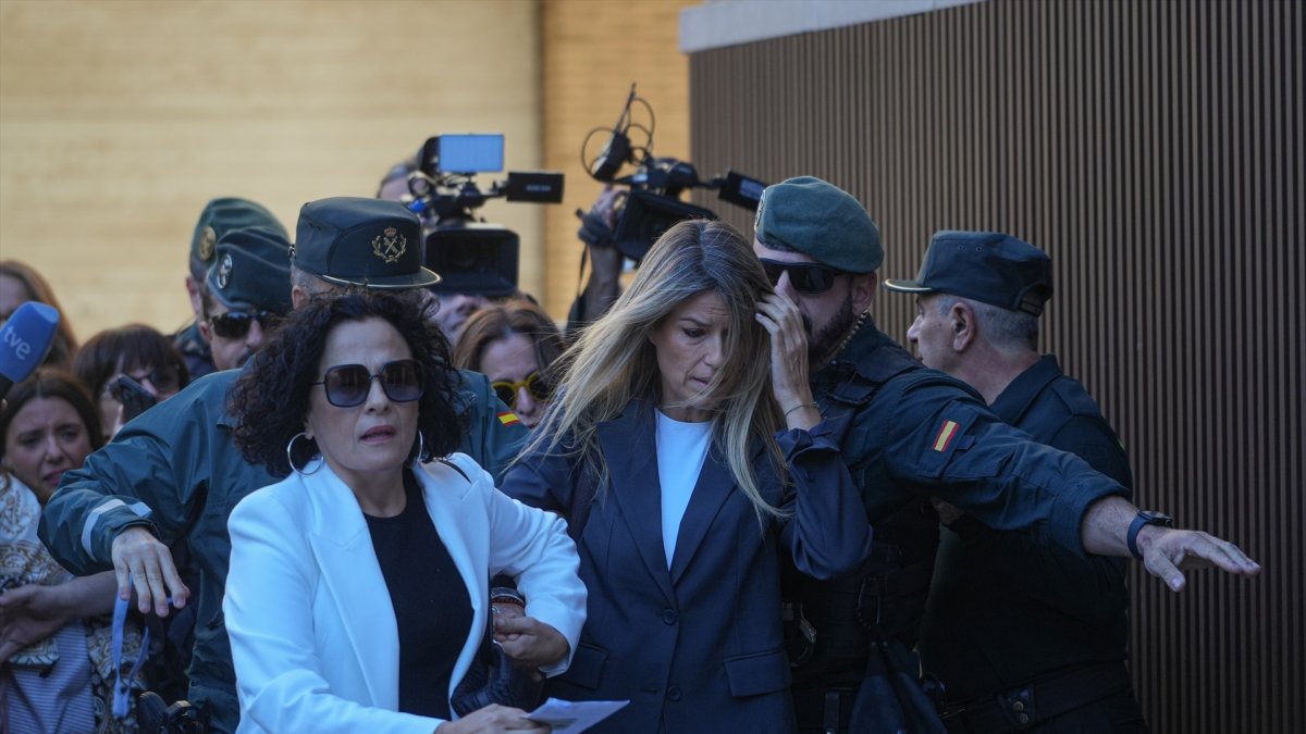 La periodista Maribel Vilaplana a su llegada a los Juzgados de Catarroja, a 3 de noviembre de 2025, en Catarroja.