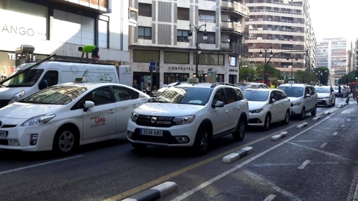 Imagen archivo huelga taxis Valencia.
