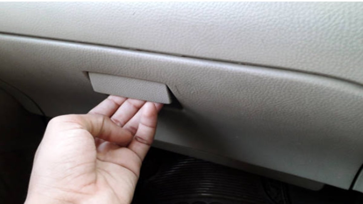 Guantera de un vehículo