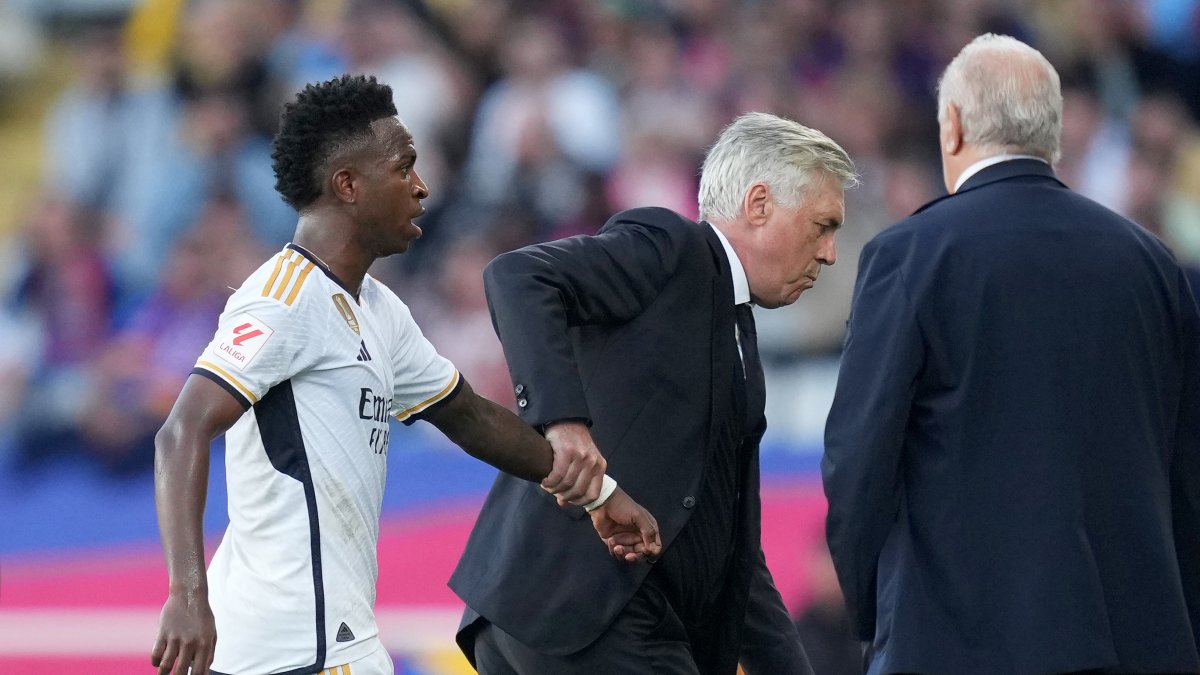 Ancelotti, crítico con Vinicius