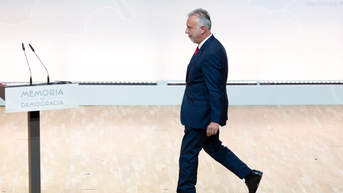 El ministro de Política Territorial y Memoria Democrática, Ángel Víctor Torres