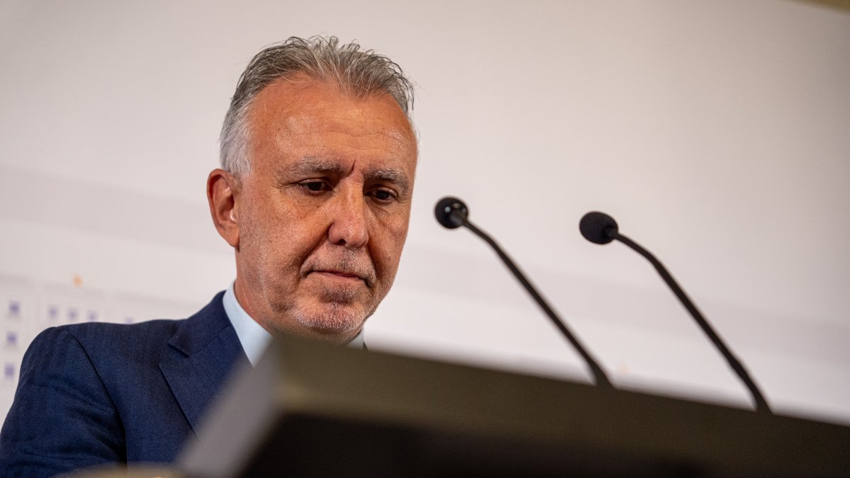 El ministro de Política Territorial y Memoria Democrática, Ángel Víctor Torres, comparece para dar explicaciones sobre el informe de la UCO.