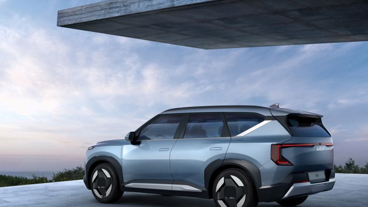 KIA EV5