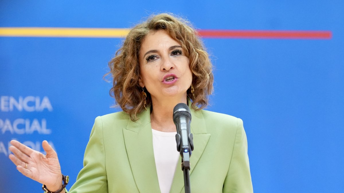 La vicepresidenta primera del Gobierno y ministra de Hacienda, María Jesús Montero.
María José López / Europa Press
24/10/2025
