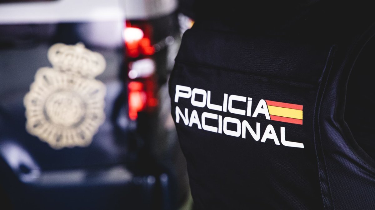Imagen de archivo de un agente de Policía Nacional
