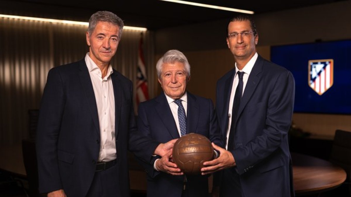 Apollo se convierte en accionista mayoritario del club