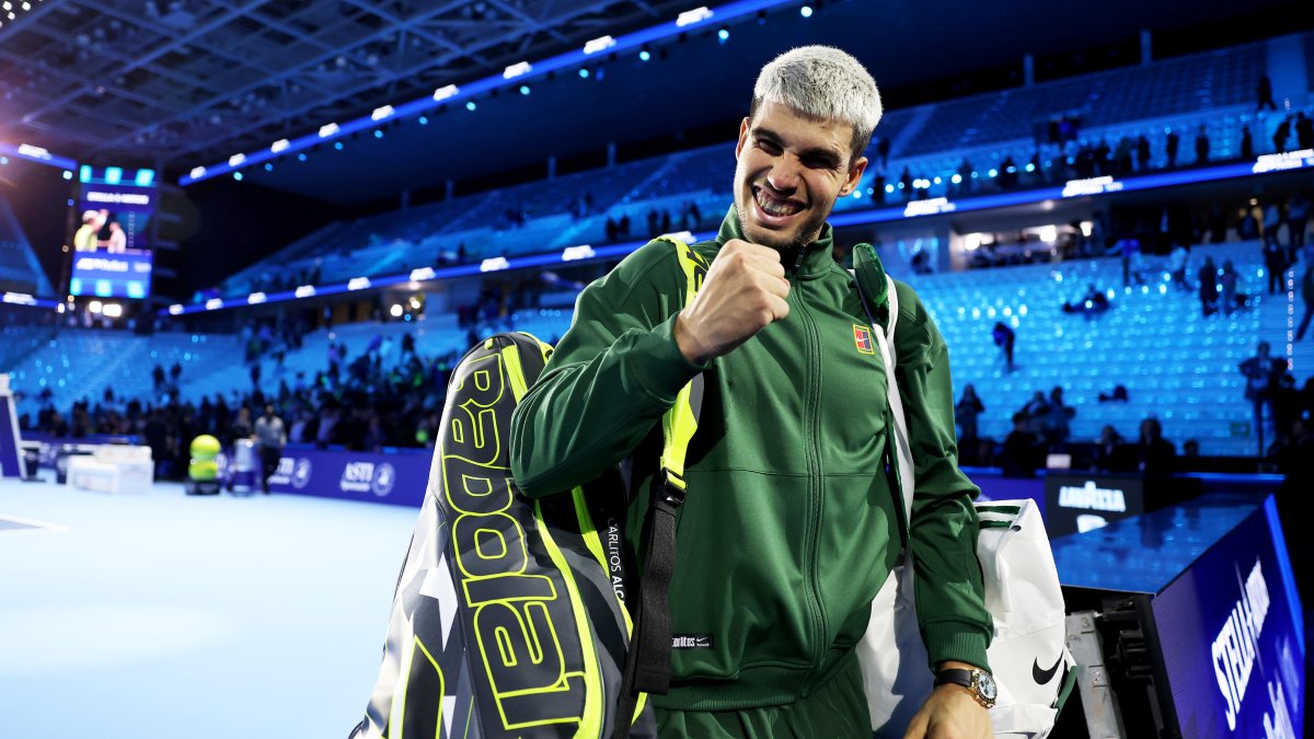 Alcaraz vuelve a celebrar