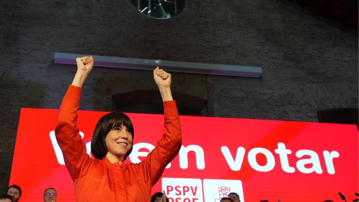 La secretaria general del PSPV y ministra de Ciencia, Diana Morant, en el acto 'Volem votar'