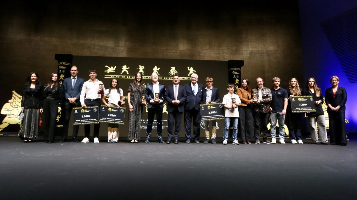 Los galardonados en la 41 Premios Provinciales del Deporte de la Diputación de Alicante.