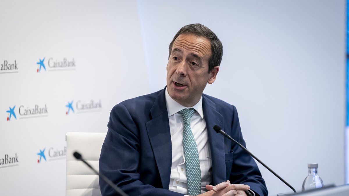 El consejero delegado de Caixabank, Gonzalo Gortázar.
A. Pérez Meca / Europa Press
08 MAYO 2025