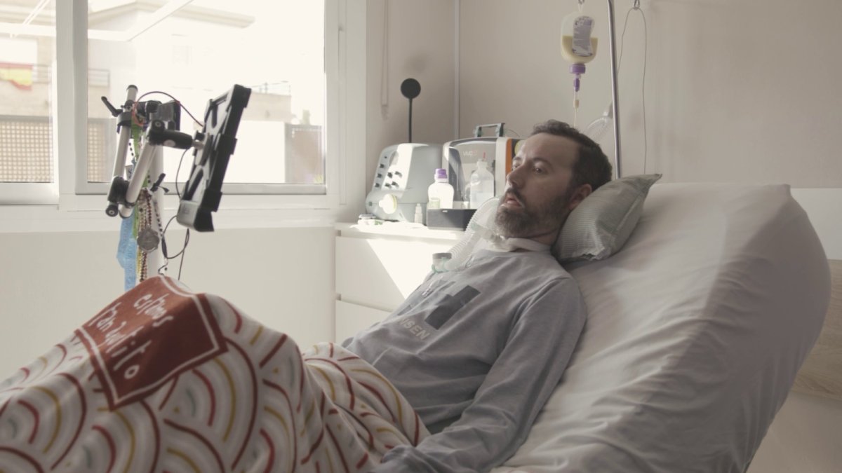 Fran, paciente enfermo de ELA que ha recuperado su voz gracias a la IA
