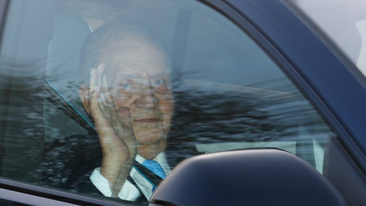 El Emérito huye derrotado y llorando de El Pardo por culpa de la Princesa  Leonor