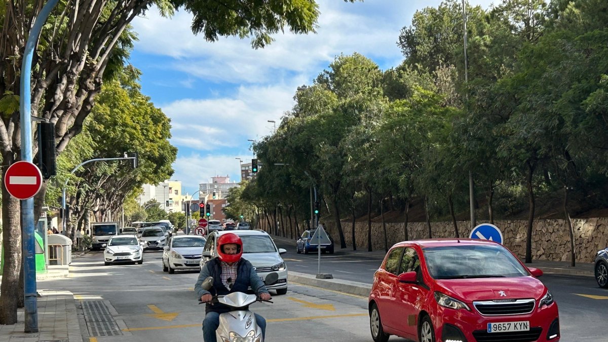 La medida facilitará la circulación en Alicante durante el periodo navideño. 