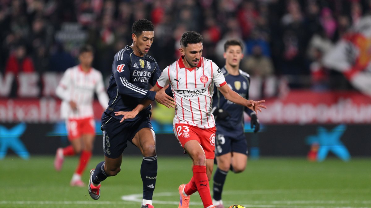 El Girona toma la delantera