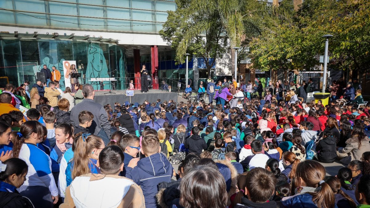 La marcha desembocó en la Plaça de la Unió Musical donde se leyeron los manifiestos.