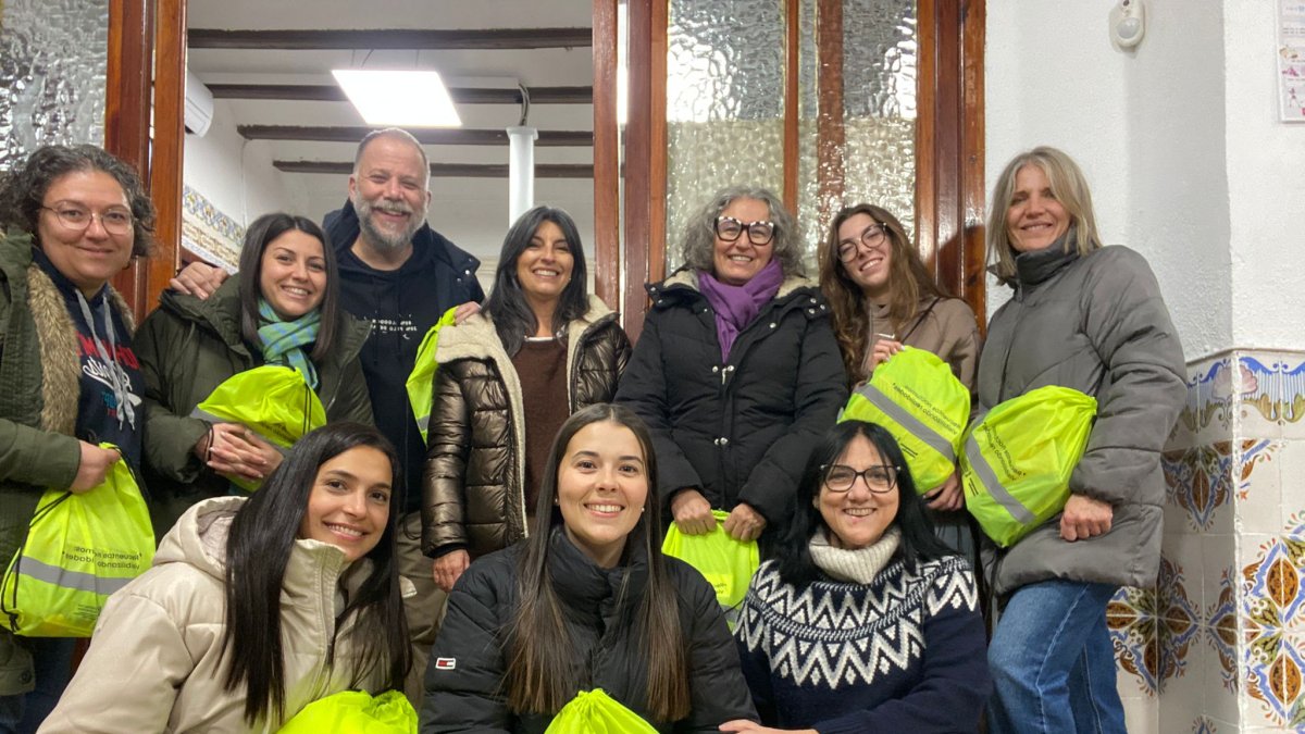 Colaboradores del operativo en Albal.