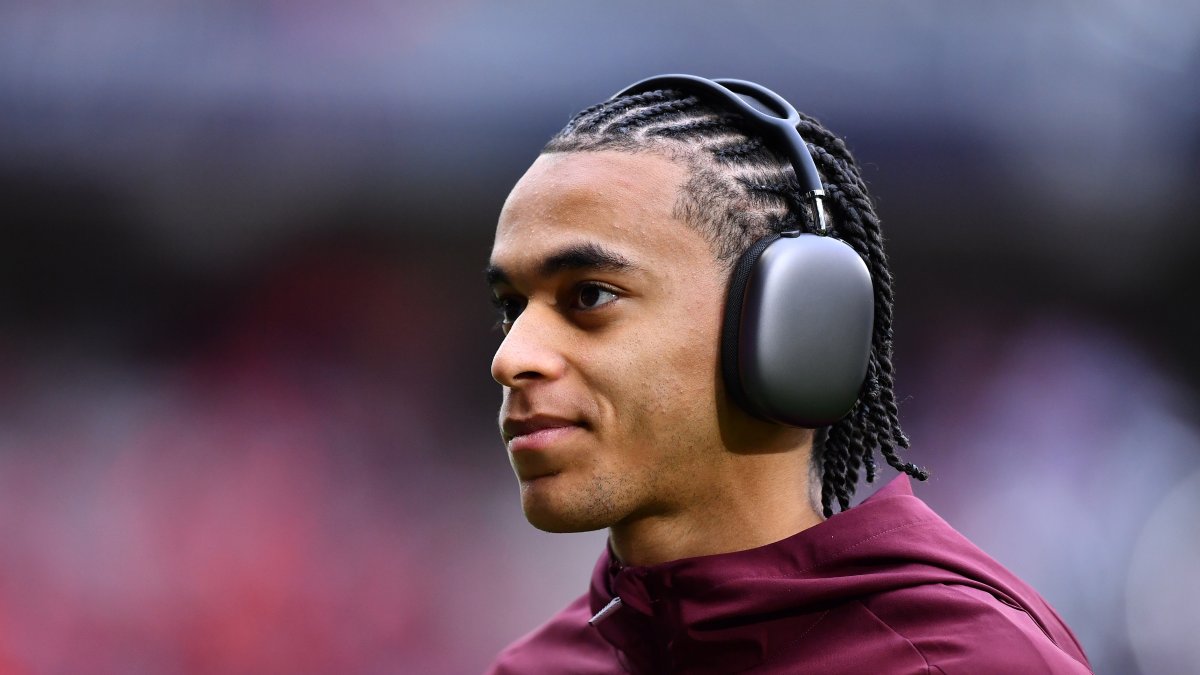 Ethan Mbappé, clave con el Lillle